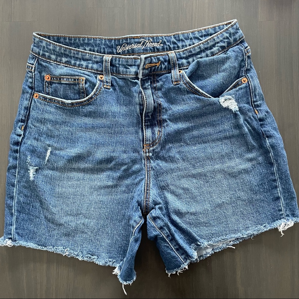 Universal Thread Boyfriend Shorts Sz. 8/29